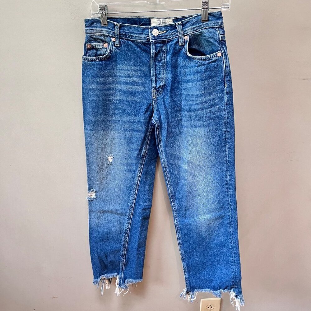 Free People Distressed Mid-Rise Cropped Jeans Size 25โ